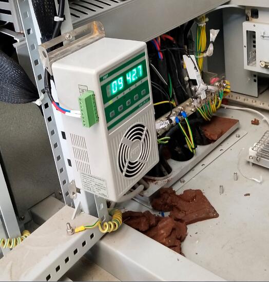開關柜除濕機的除濕原理是什么？